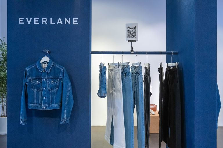 everlane closes tmall store